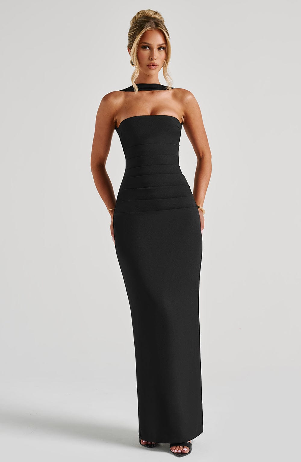 Yulia Maxi Dress - Negro