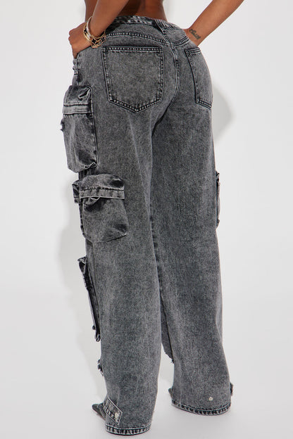 Jeans Cargo Millie – Acid Wash Negro