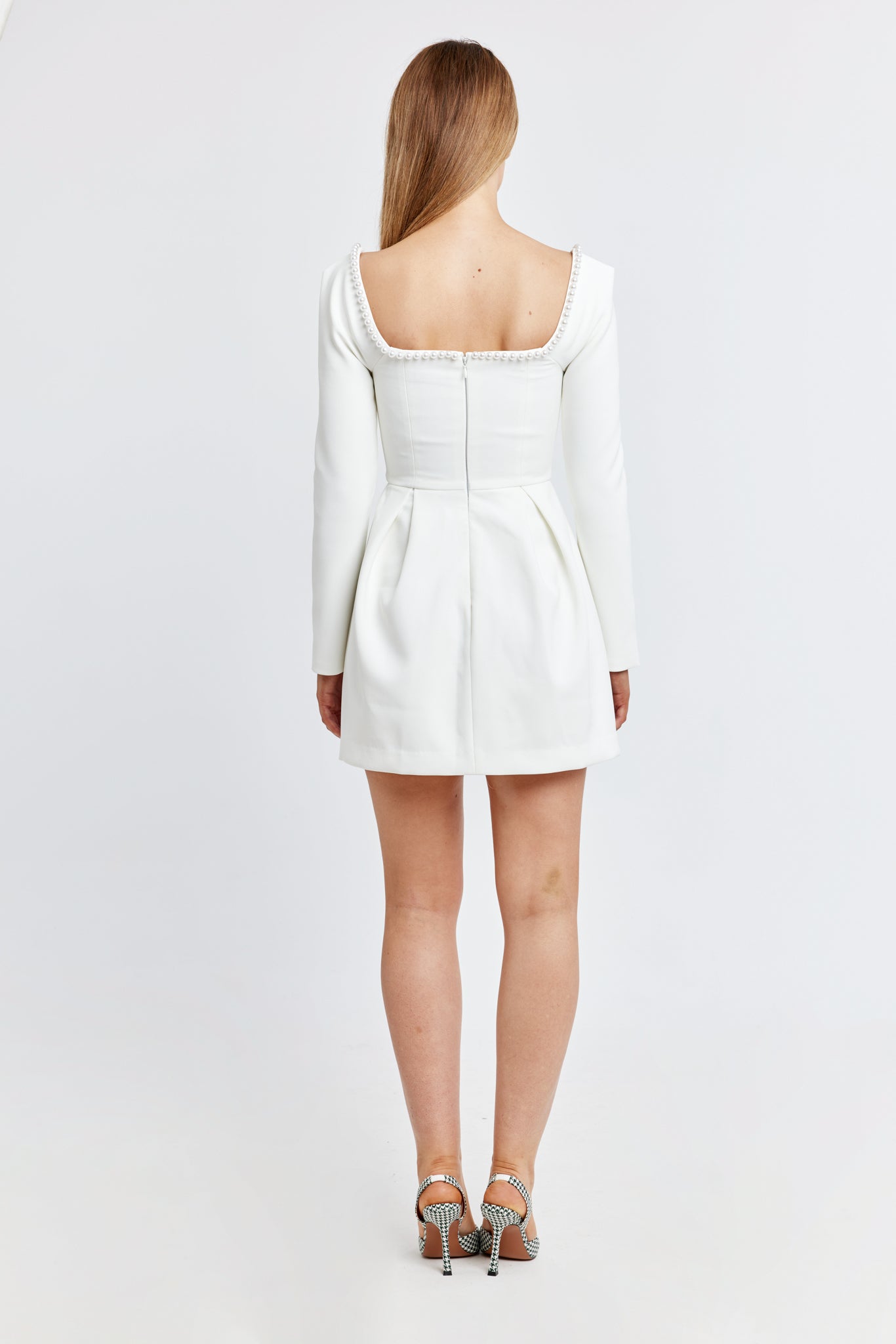 La Ultimate Muse Pearl Dress - Blanca