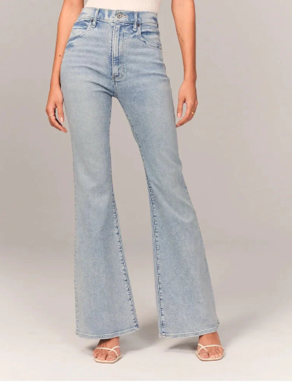 Jeans Acampanados de Tiro Alto – Elásticos