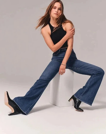 Jeans Acampanados de Tiro Alto – Elásticos